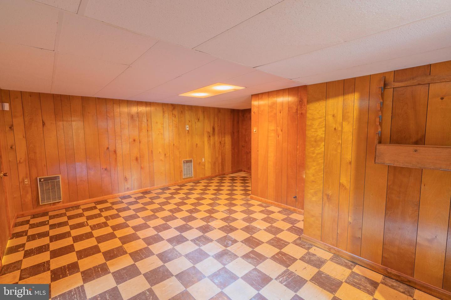 115 Locust St