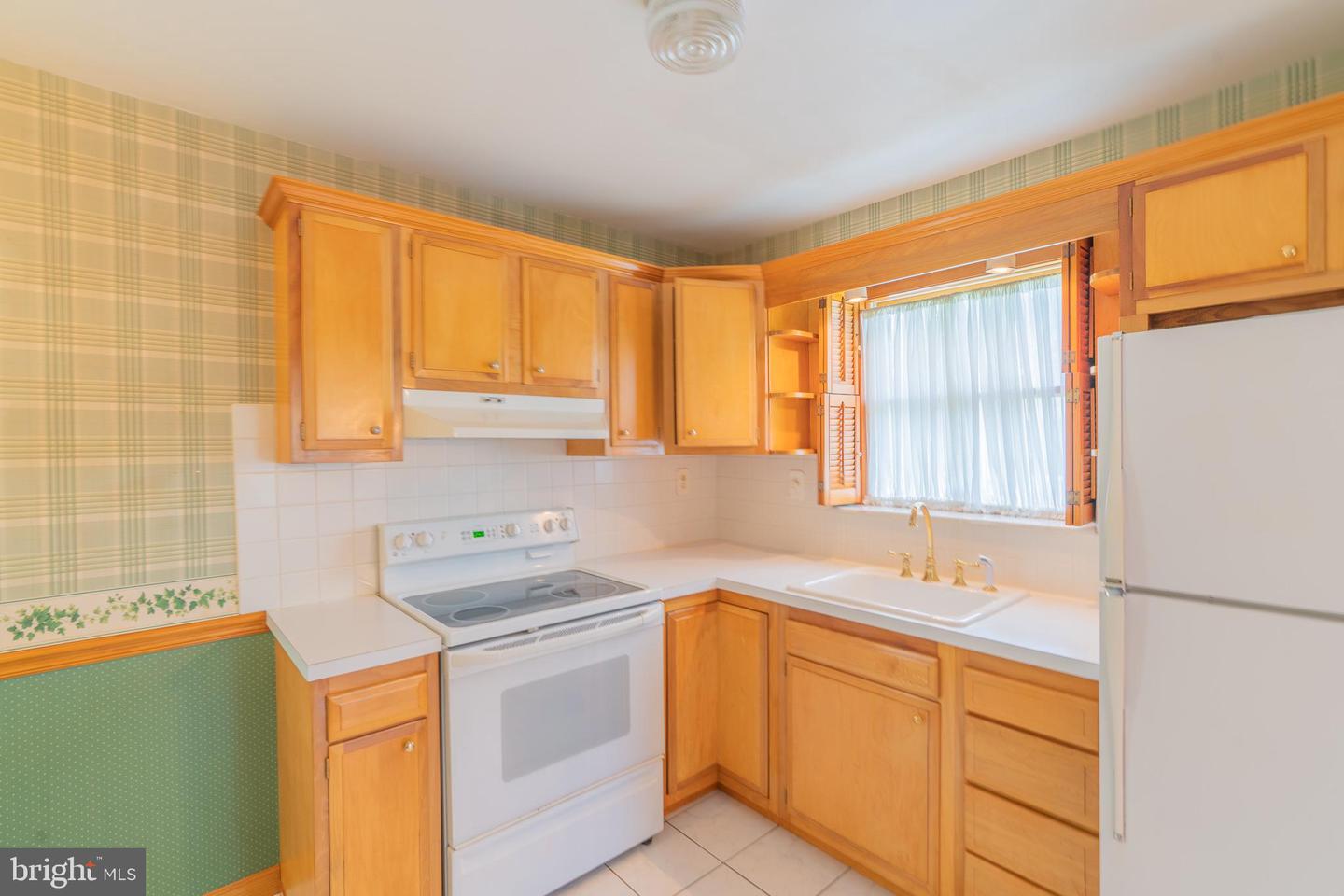 115 Locust St