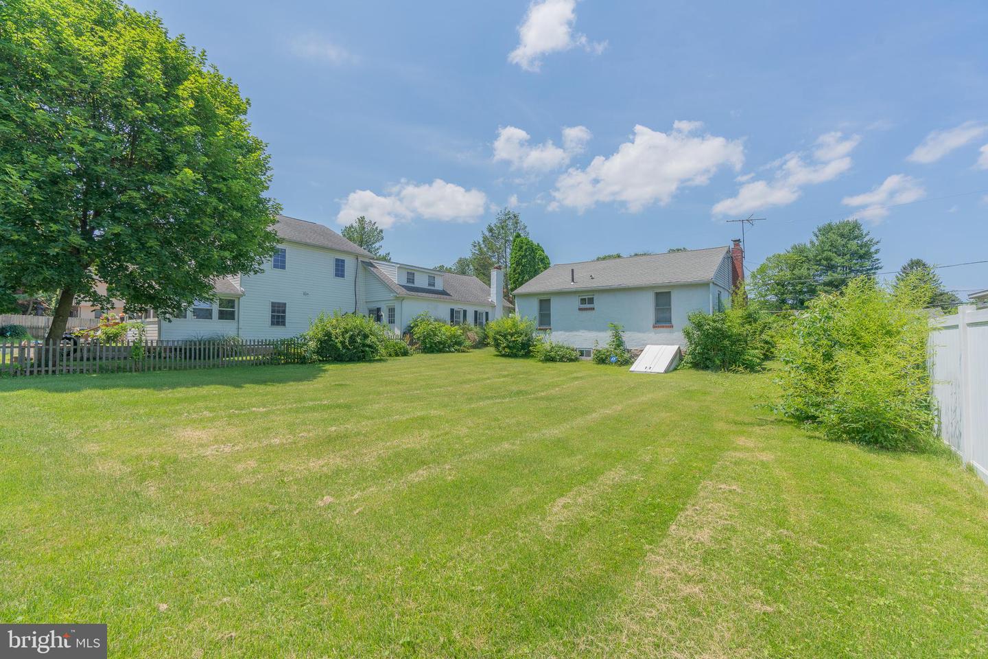 115 Locust St