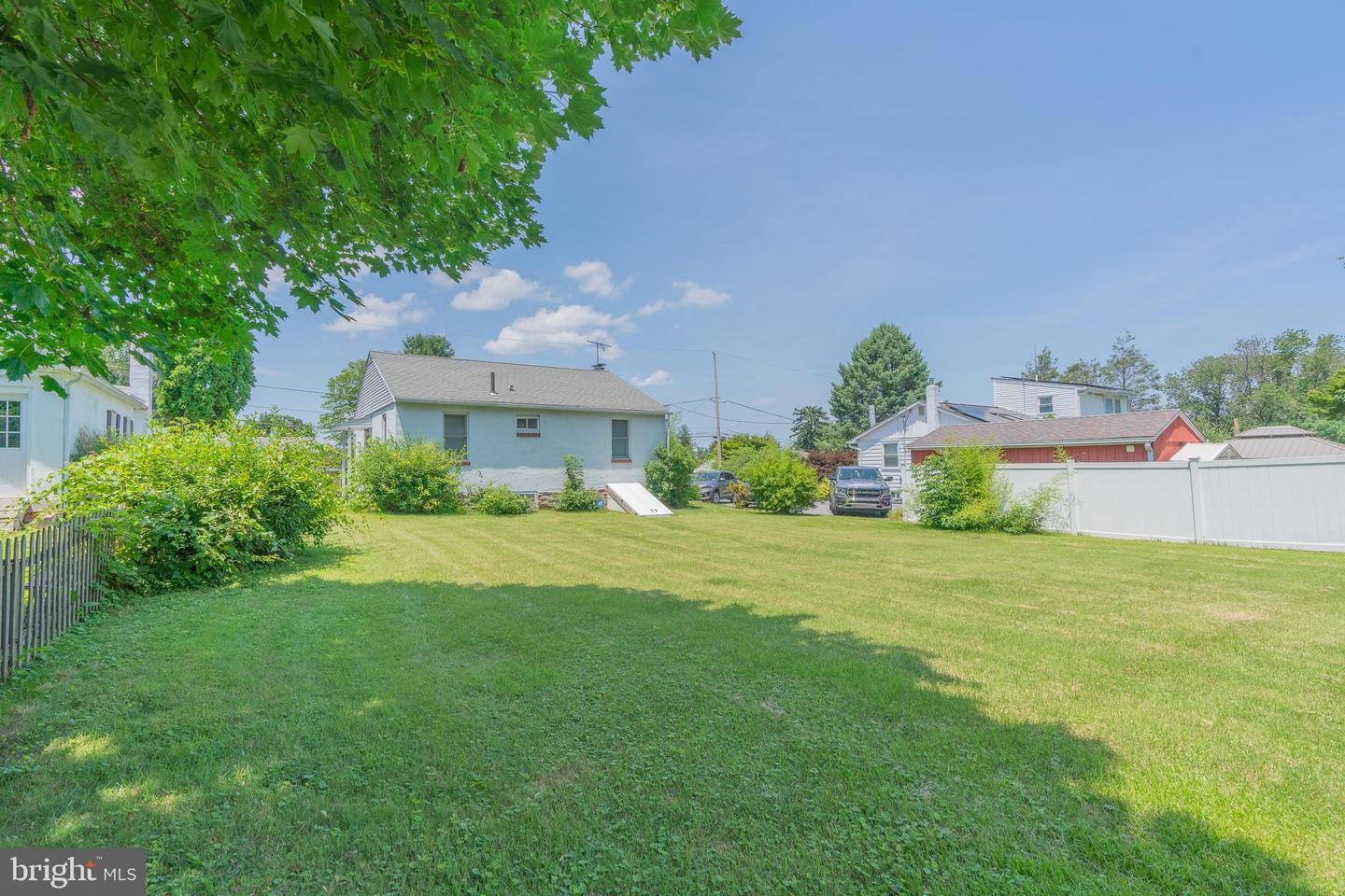 115 Locust St