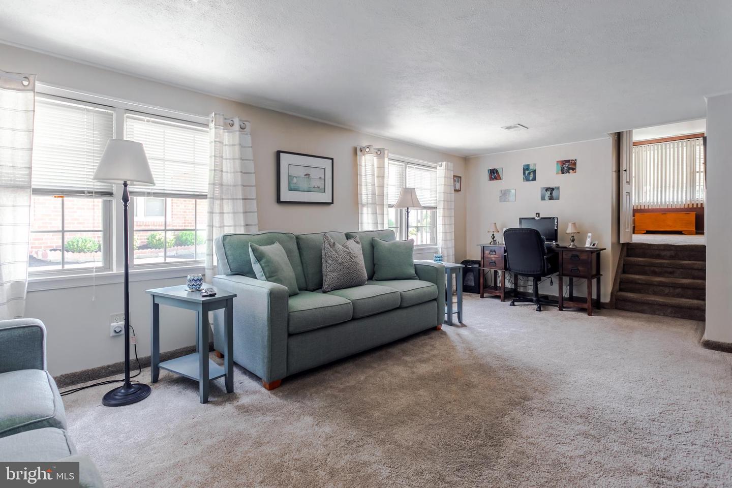 38 Claremont Blvd