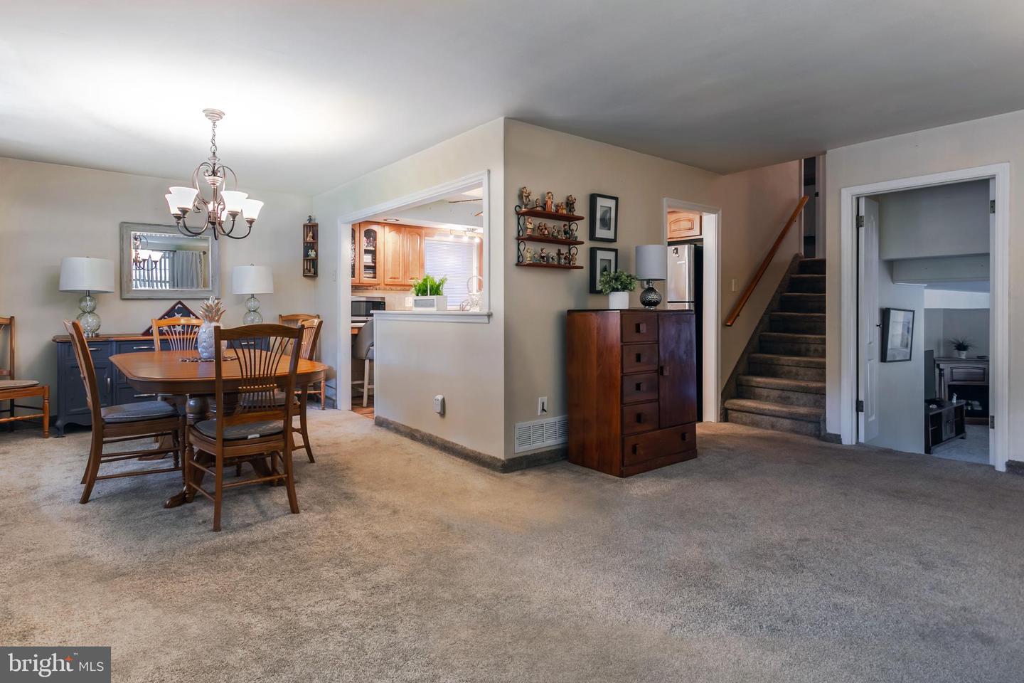 38 Claremont Blvd