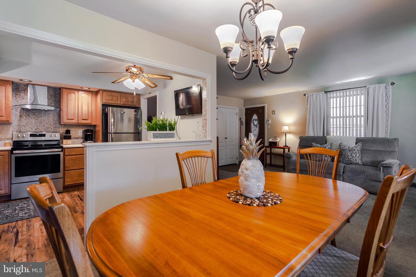38 Claremont Blvd