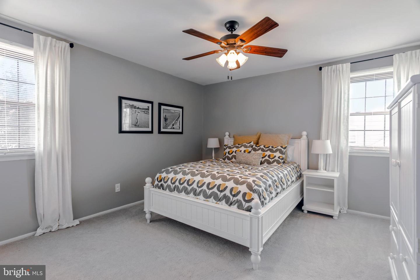 329 Greenbriar Ln