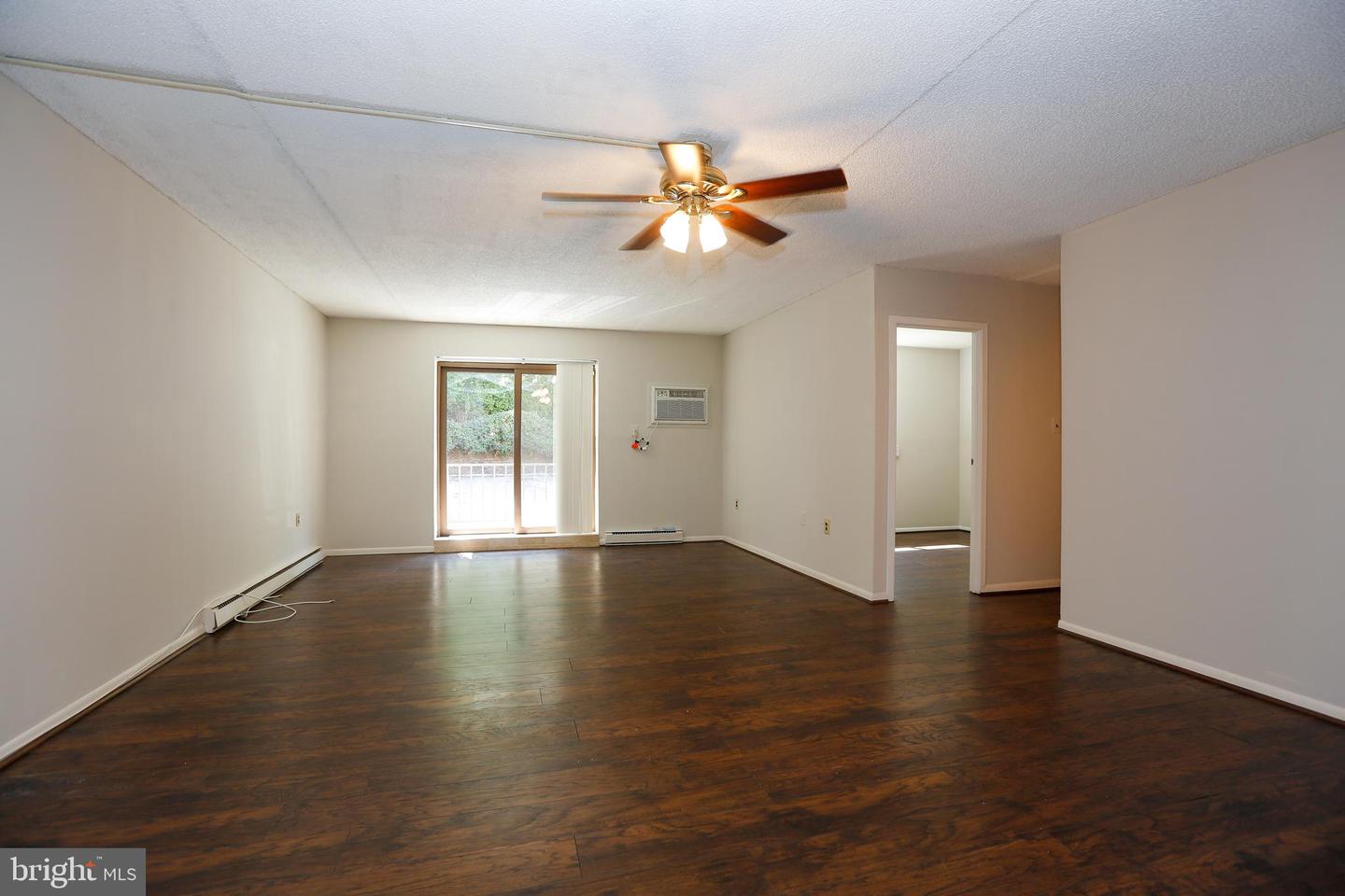 400 Glendale Rd #J-22