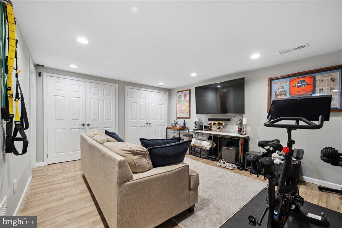 430 Wooded Way
