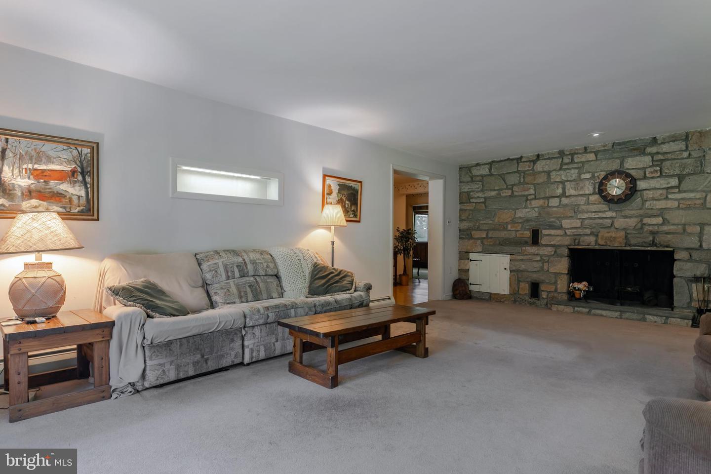 825 Crum Creek Rd