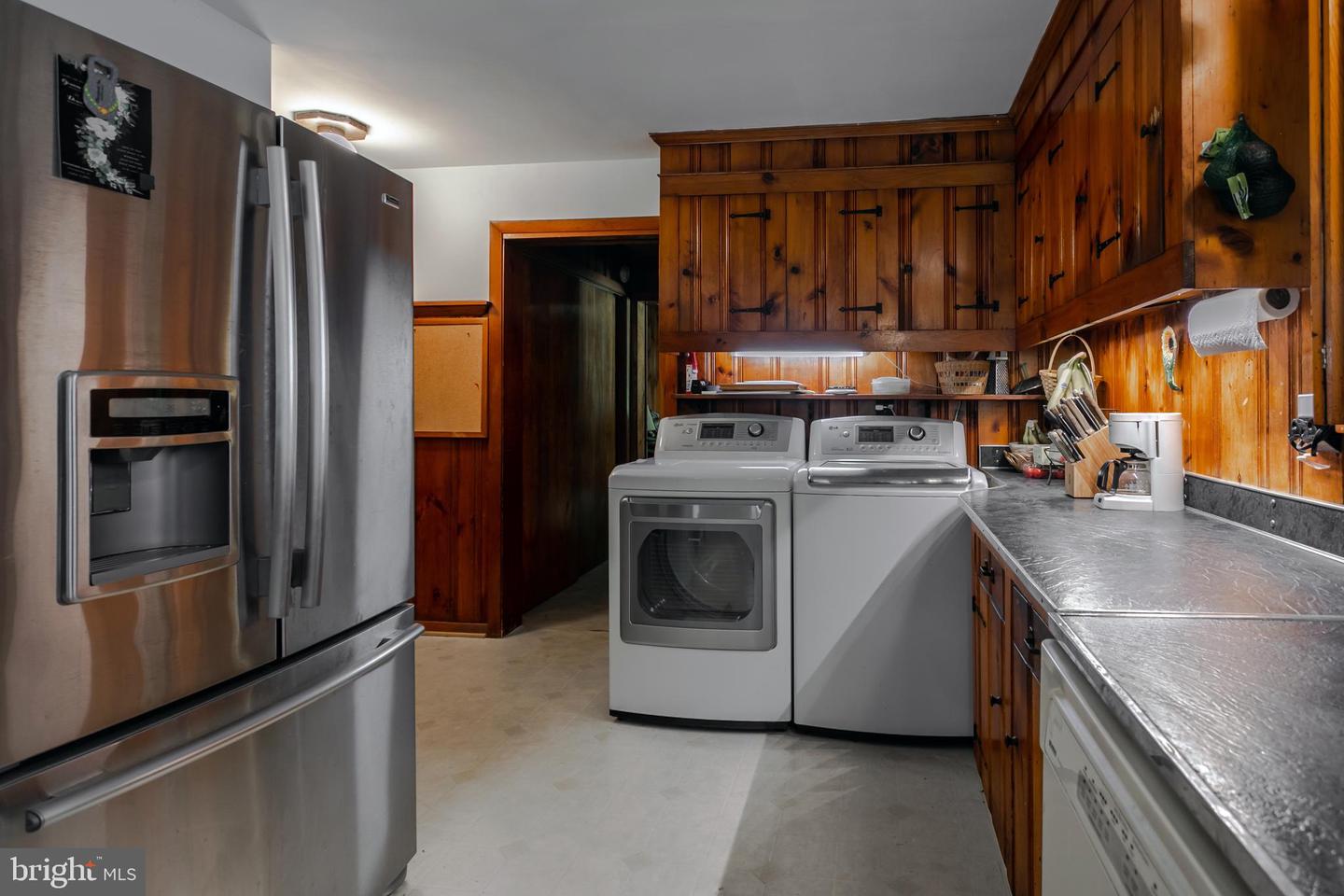 825 Crum Creek Rd