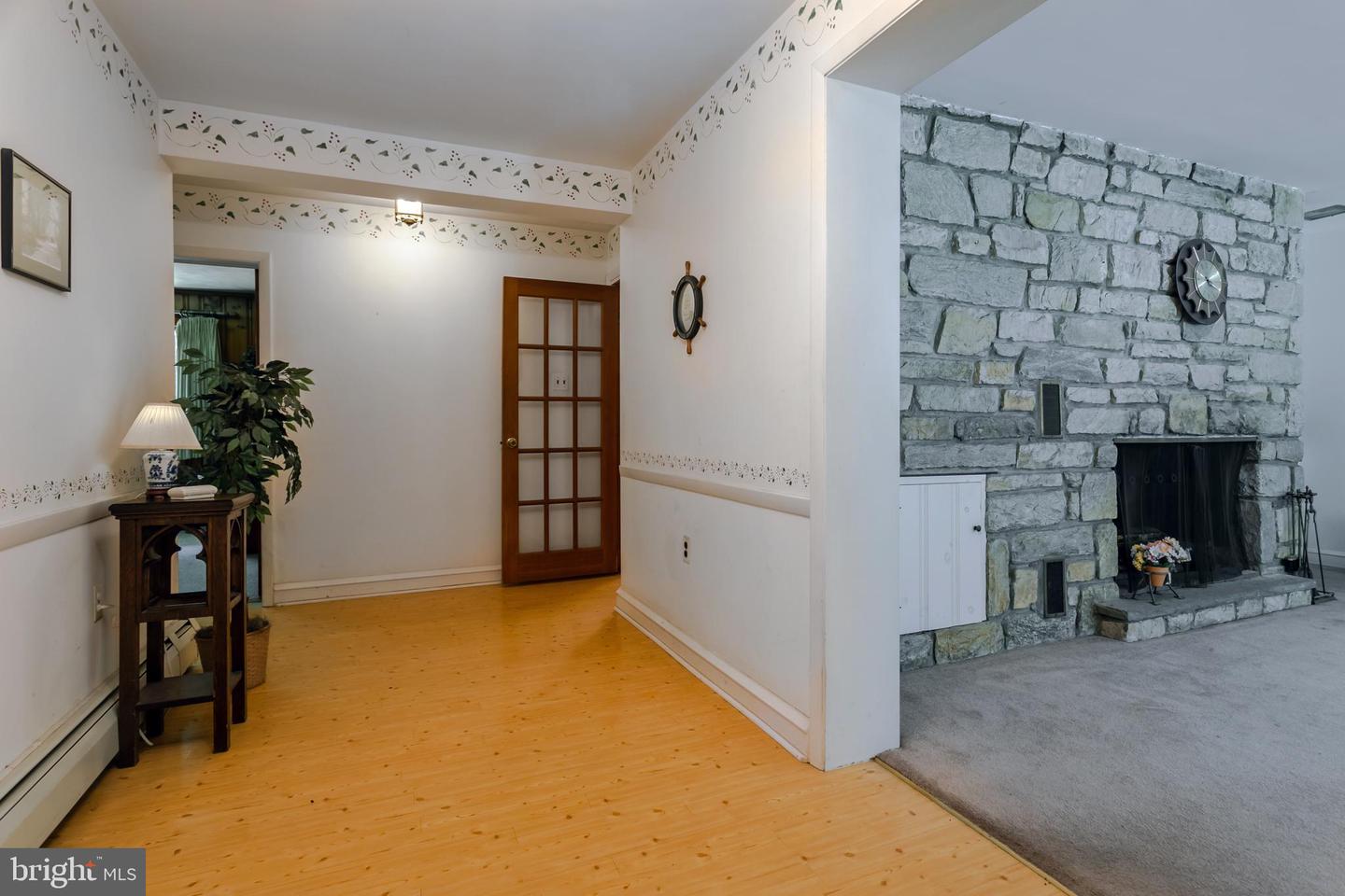 825 Crum Creek Rd