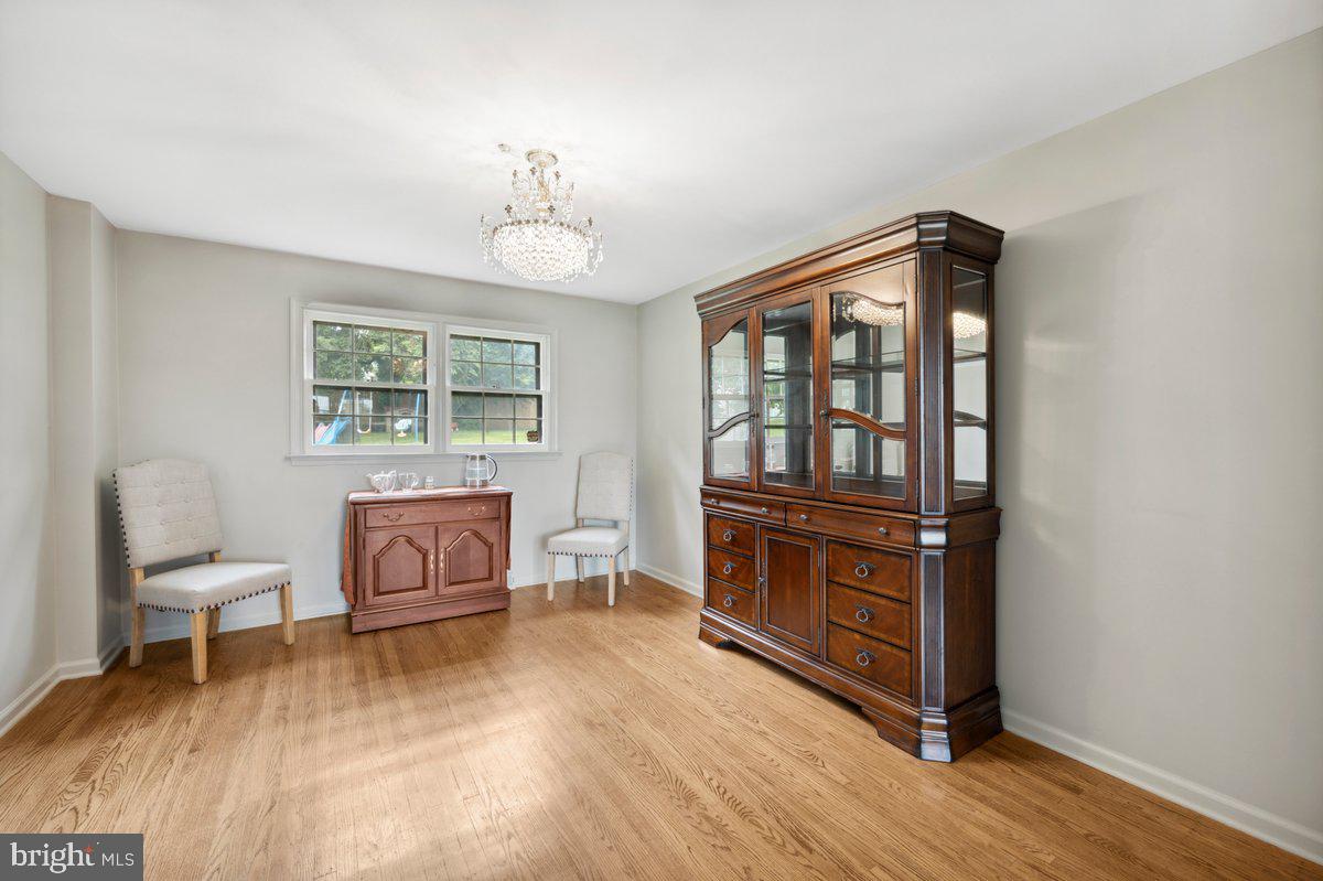 1204 Ellston Rd