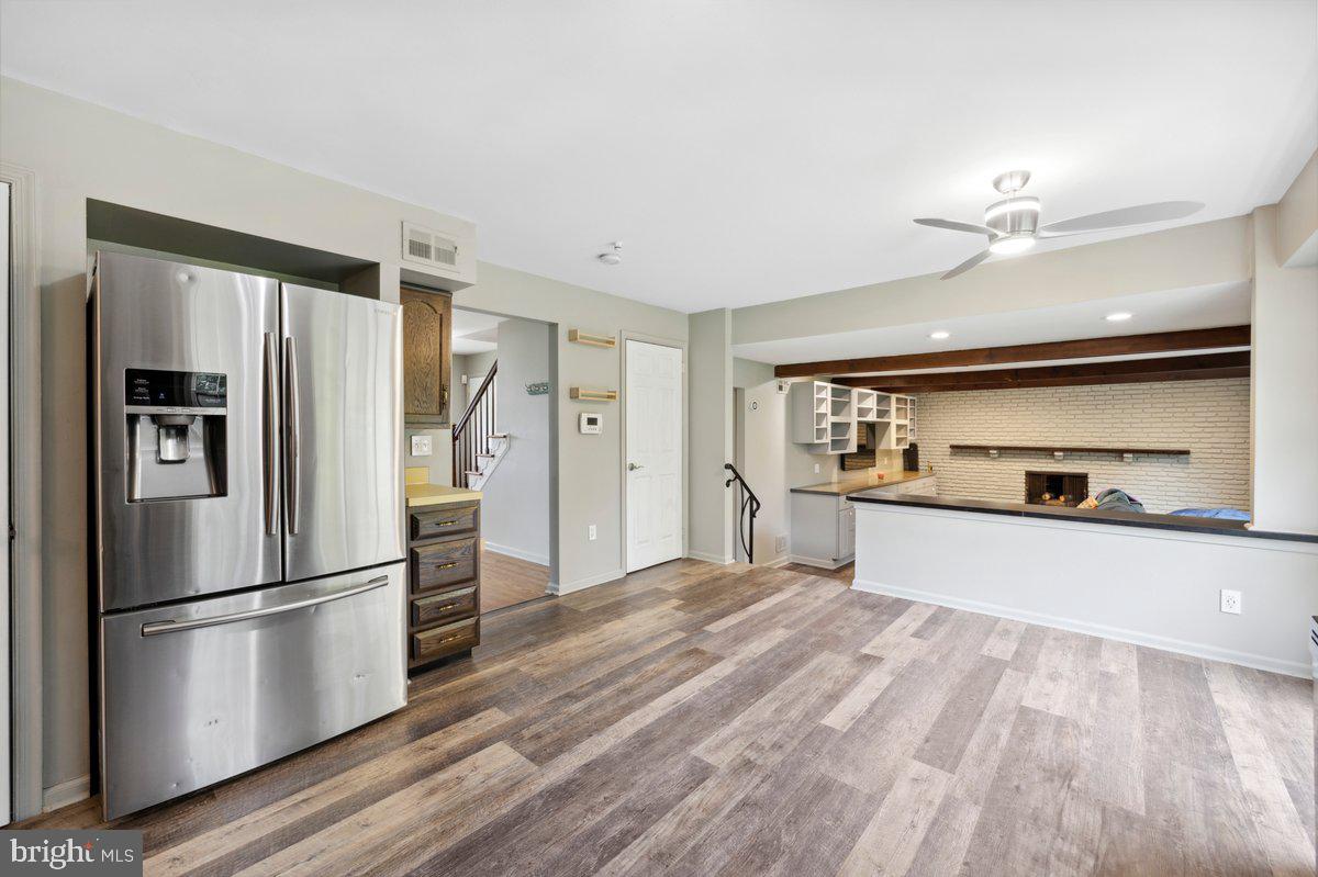 1204 Ellston Rd