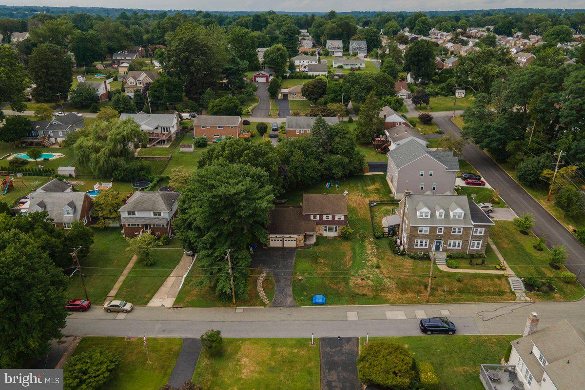 1204 Ellston Rd