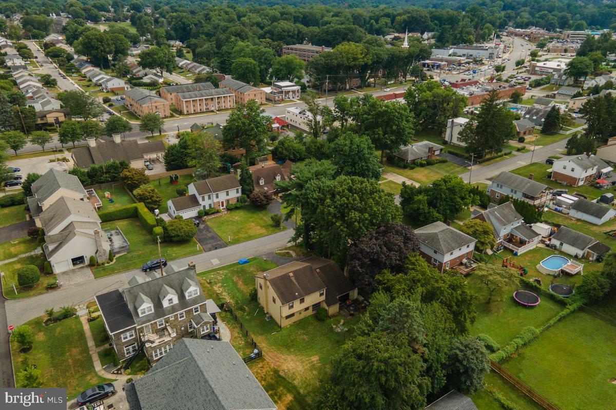 1204 Ellston Rd