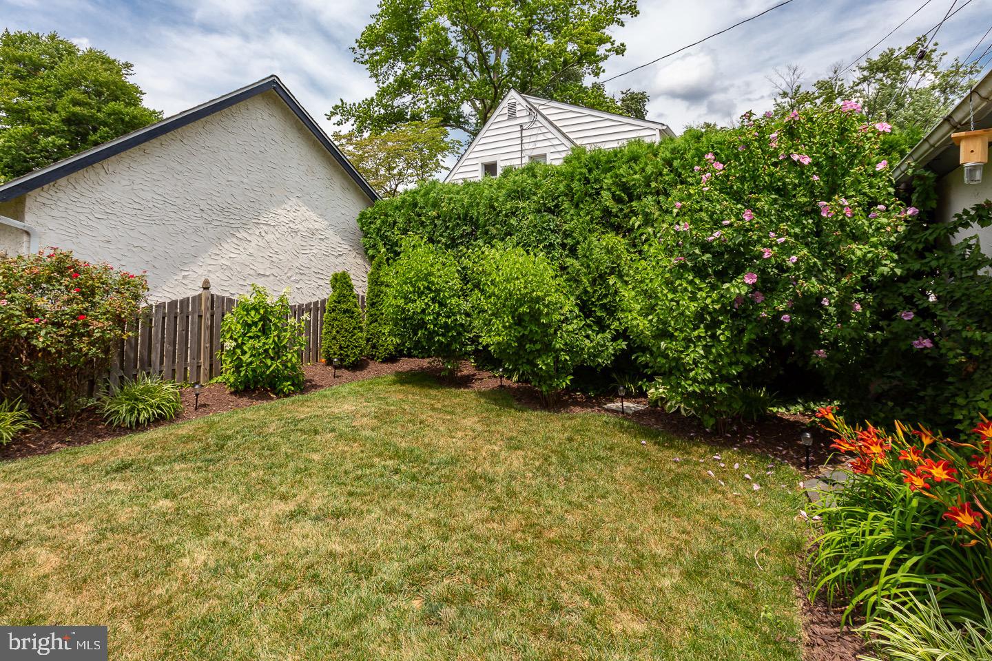 809 Darby Rd