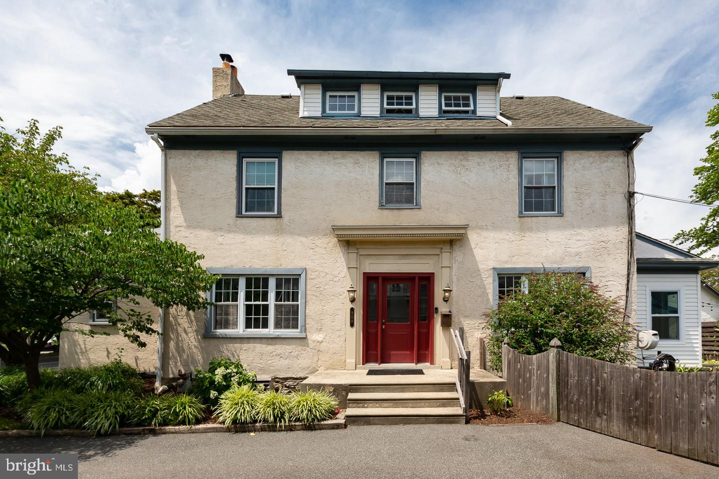809 Darby Rd
