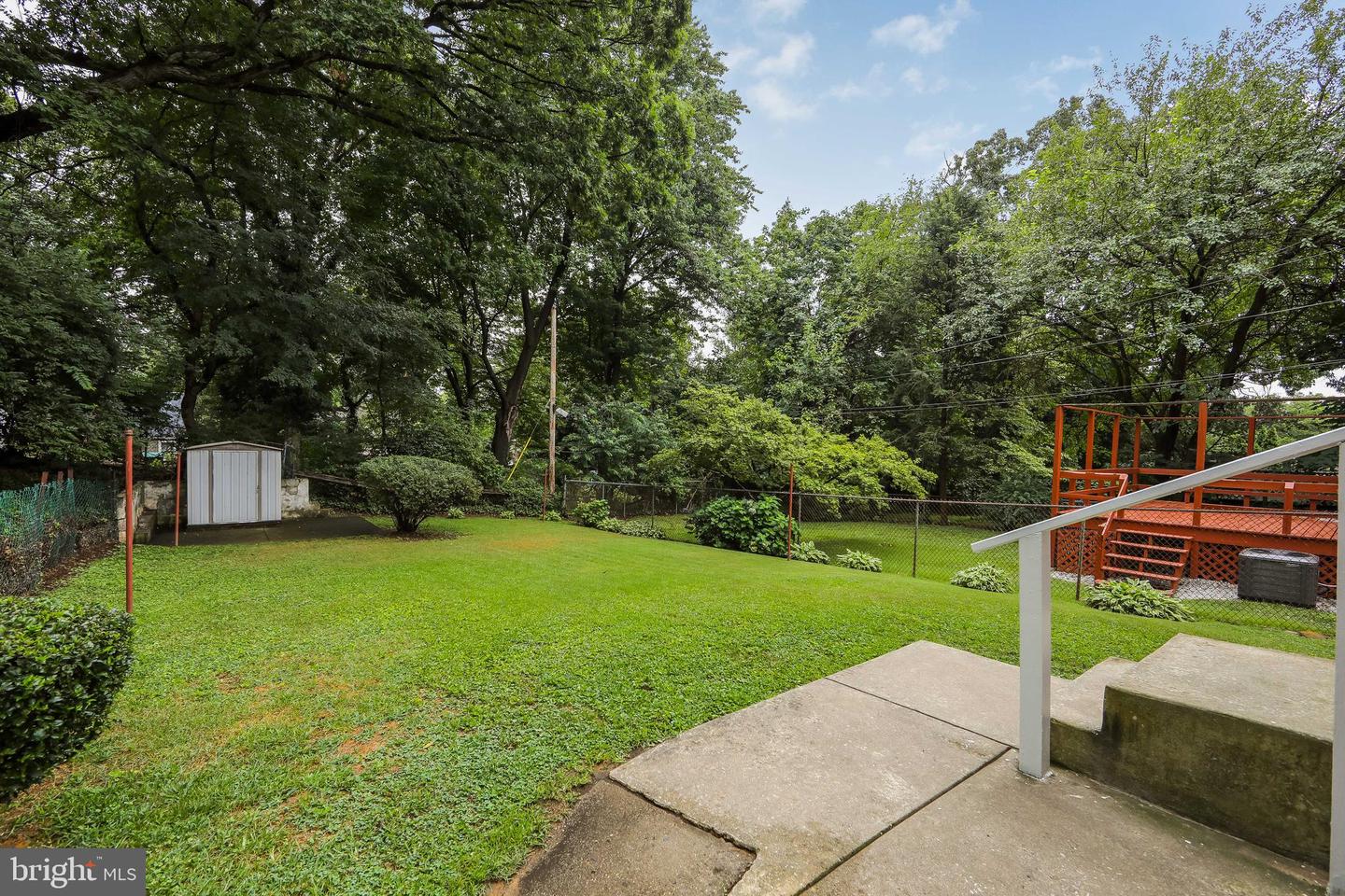 711 N Providence Rd