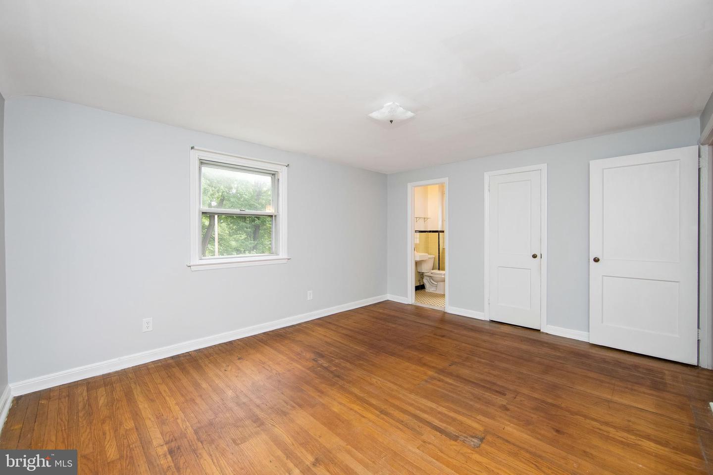 711 N Providence Rd