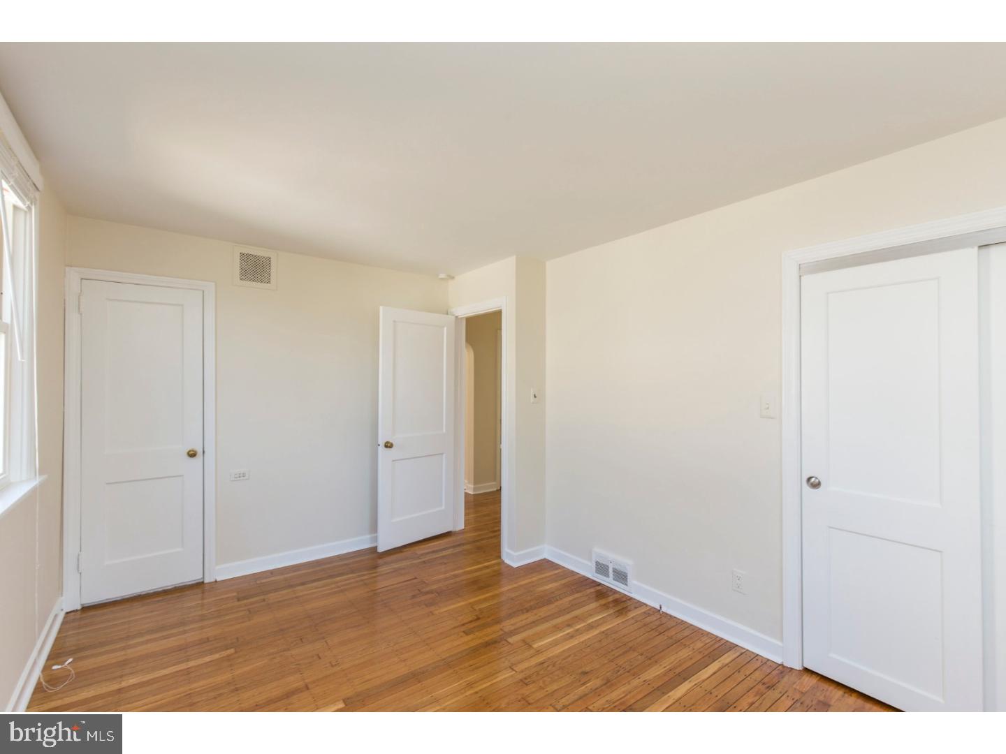 504 1st Ave