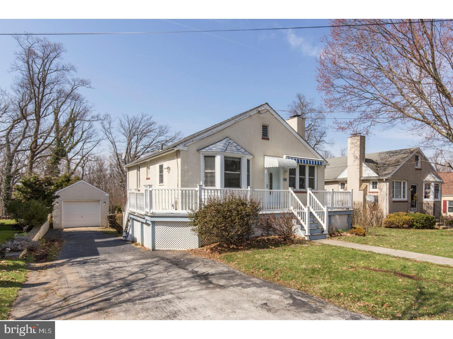504 1st Ave