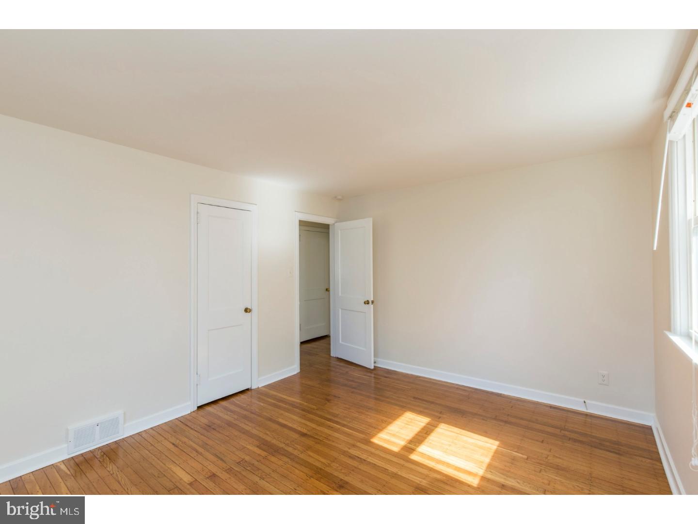 504 1st Ave