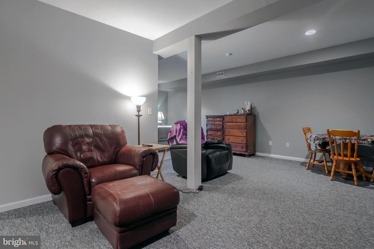 404 Upland Rd