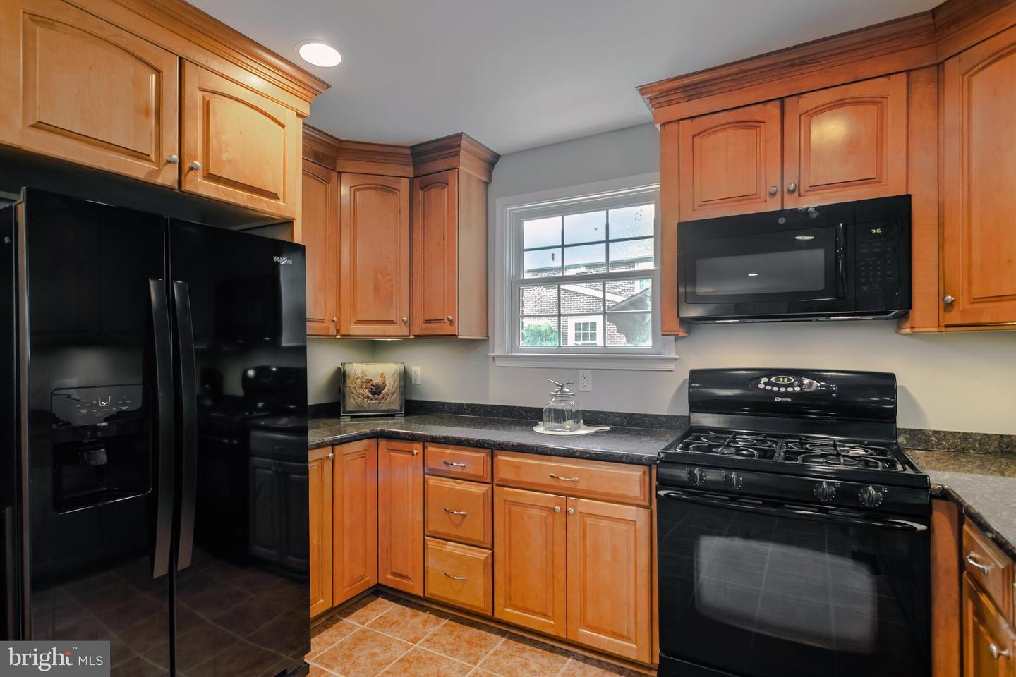 404 Upland Rd