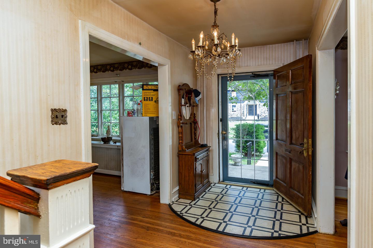 242 Owen Ave