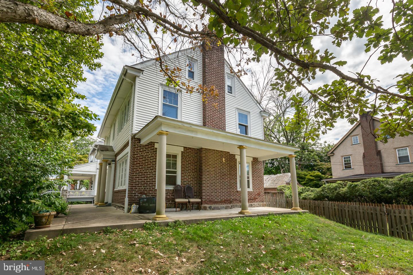 242 Owen Ave