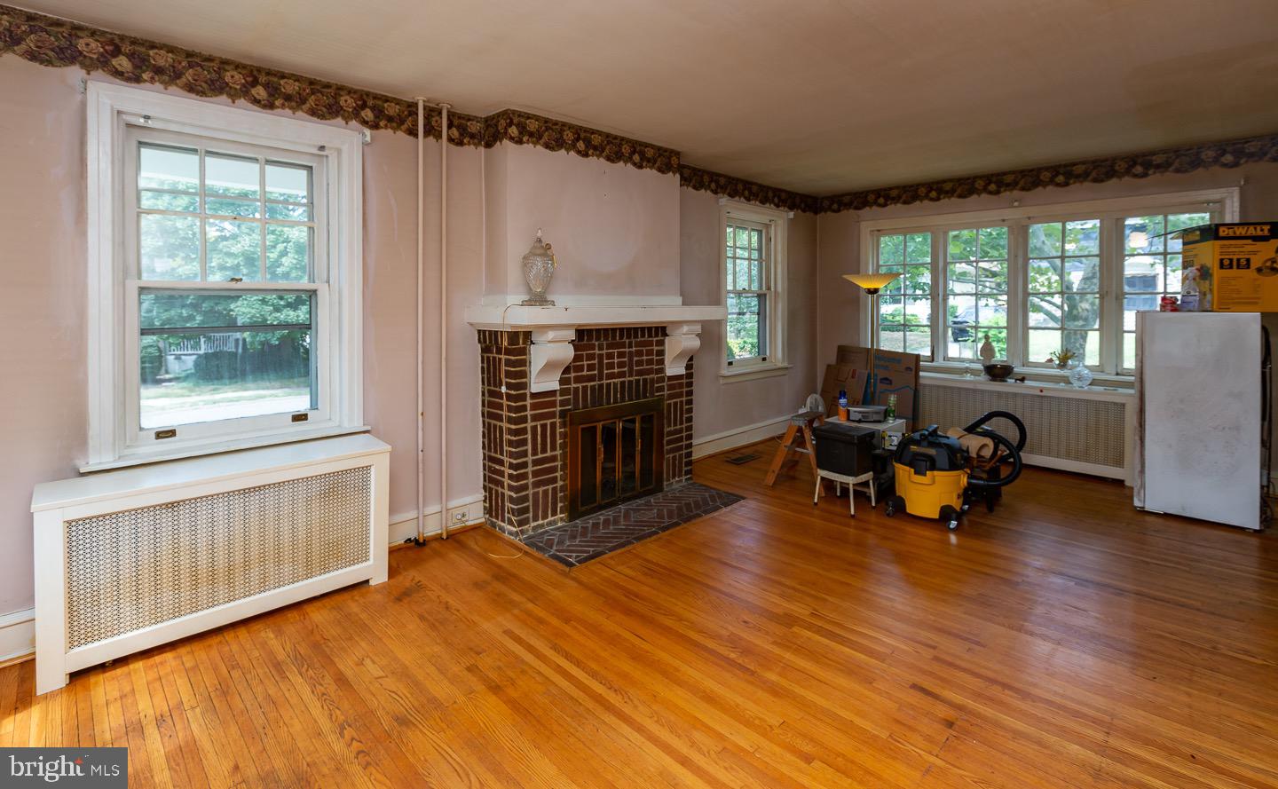 242 Owen Ave