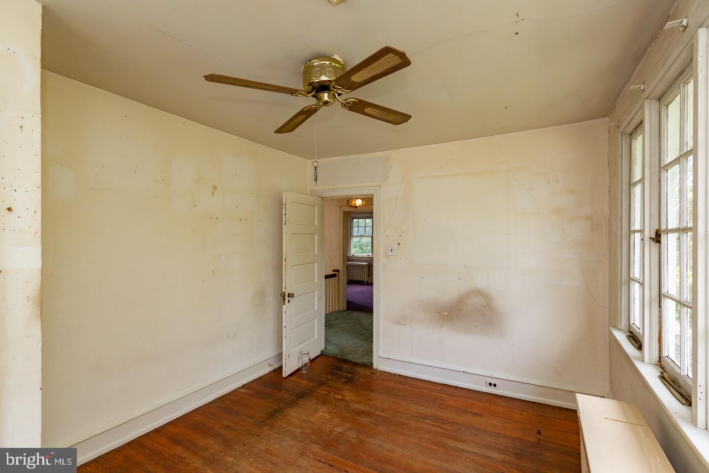 242 Owen Ave