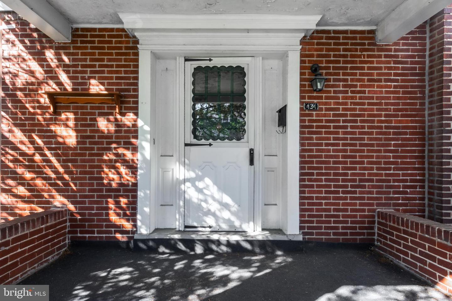 434 Larchwood Ave