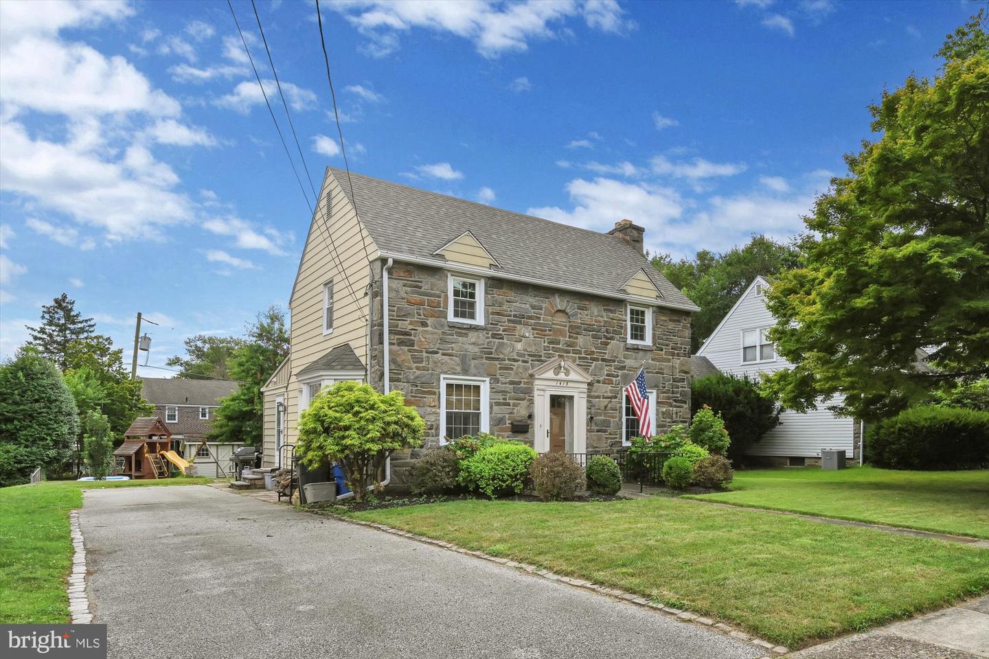 1415 Dorchester Rd