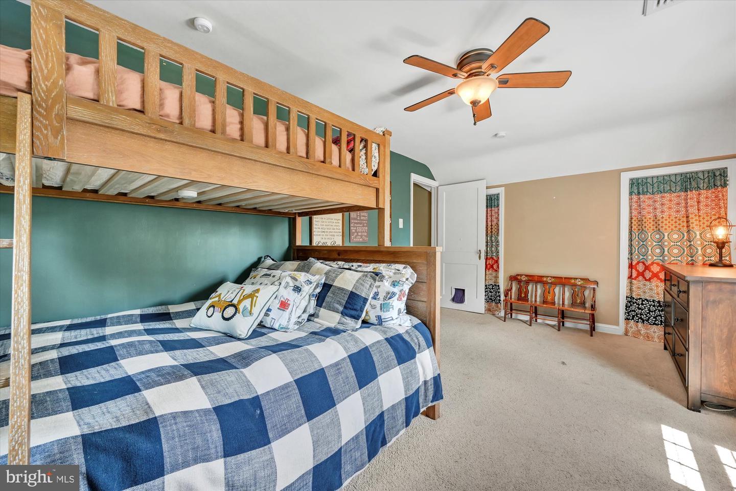 1415 Dorchester Rd