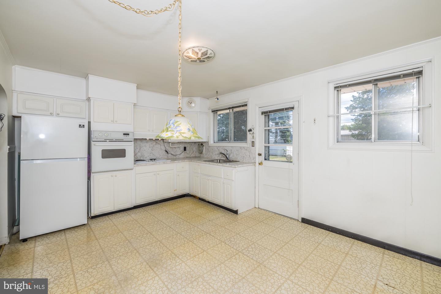 304 Marianville Rd