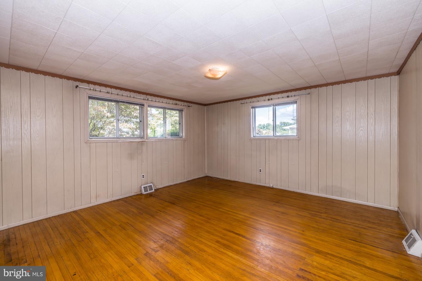 304 Marianville Rd