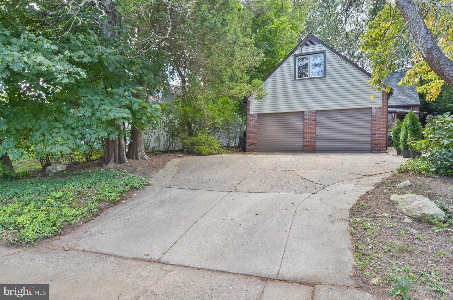 1746 Green Valley Rd