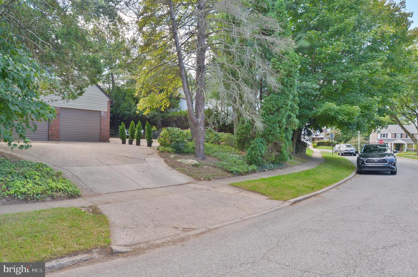 1746 Green Valley Rd