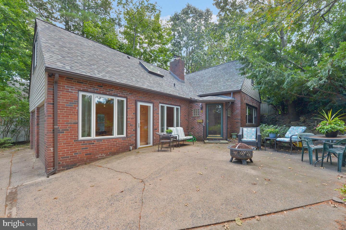 1746 Green Valley Rd