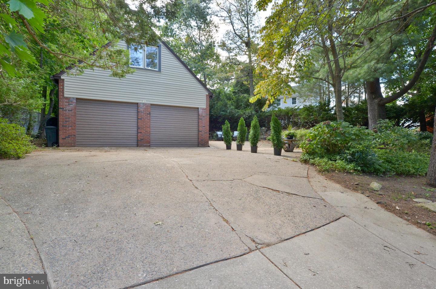 1746 Green Valley Rd