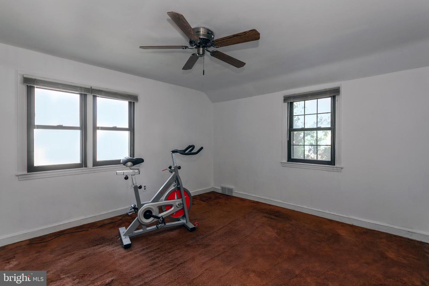 205 Wickford Rd