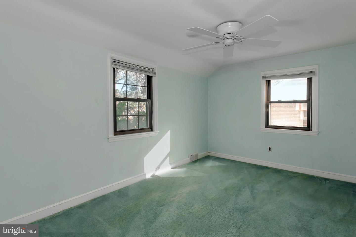 205 Wickford Rd
