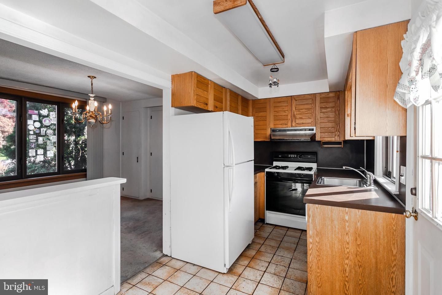 205 Wickford Rd