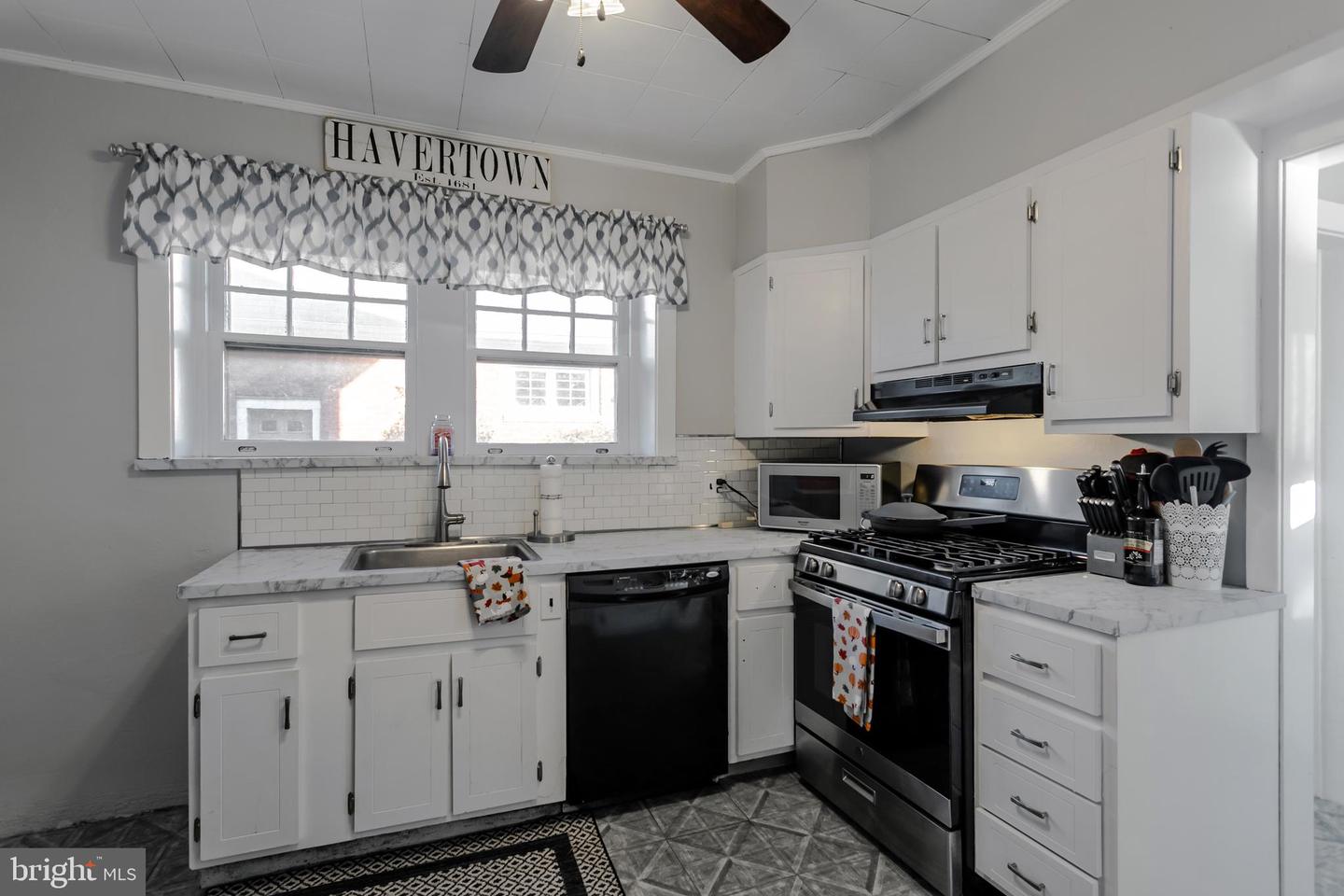 1611 Beverly Rd