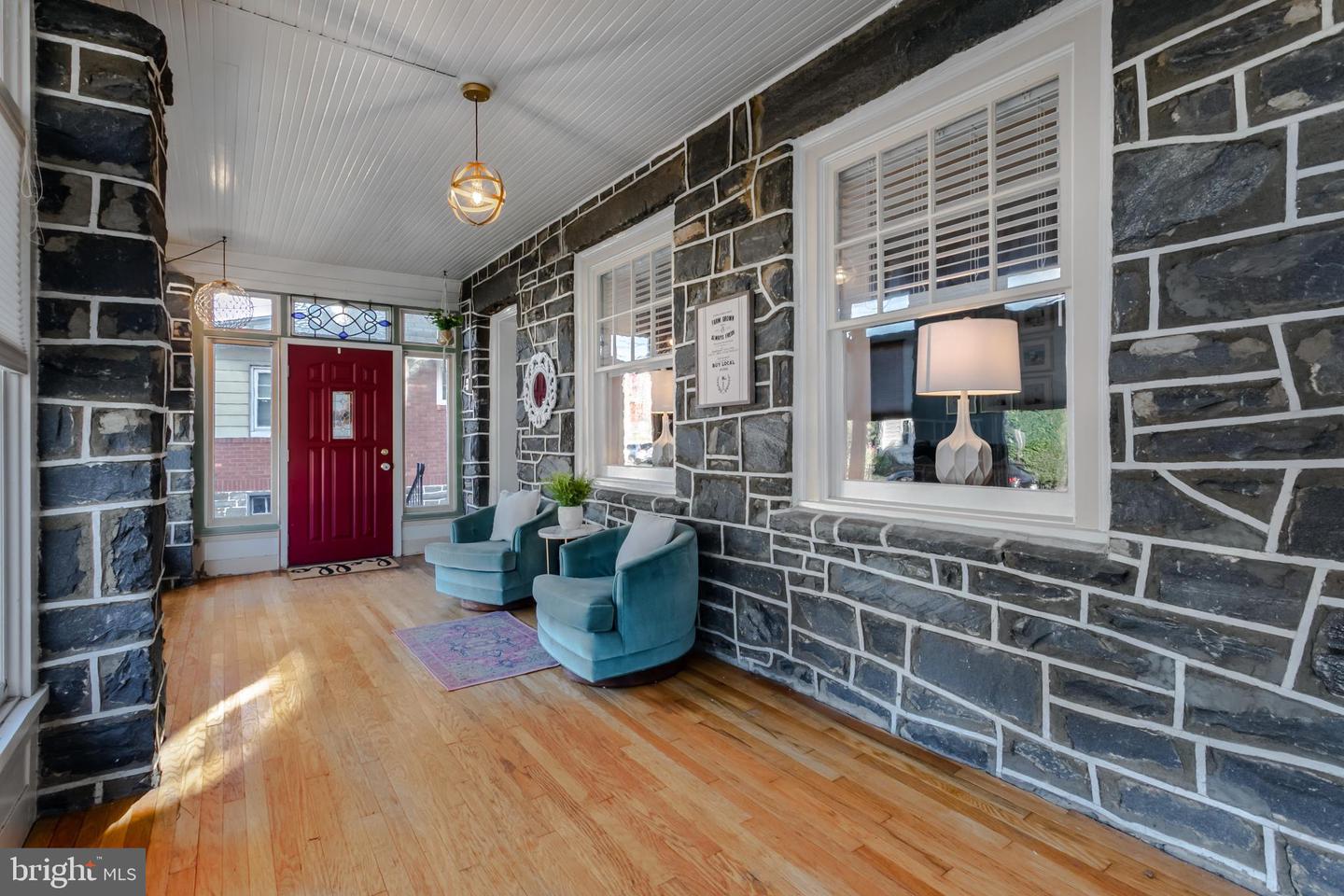 1611 Beverly Rd