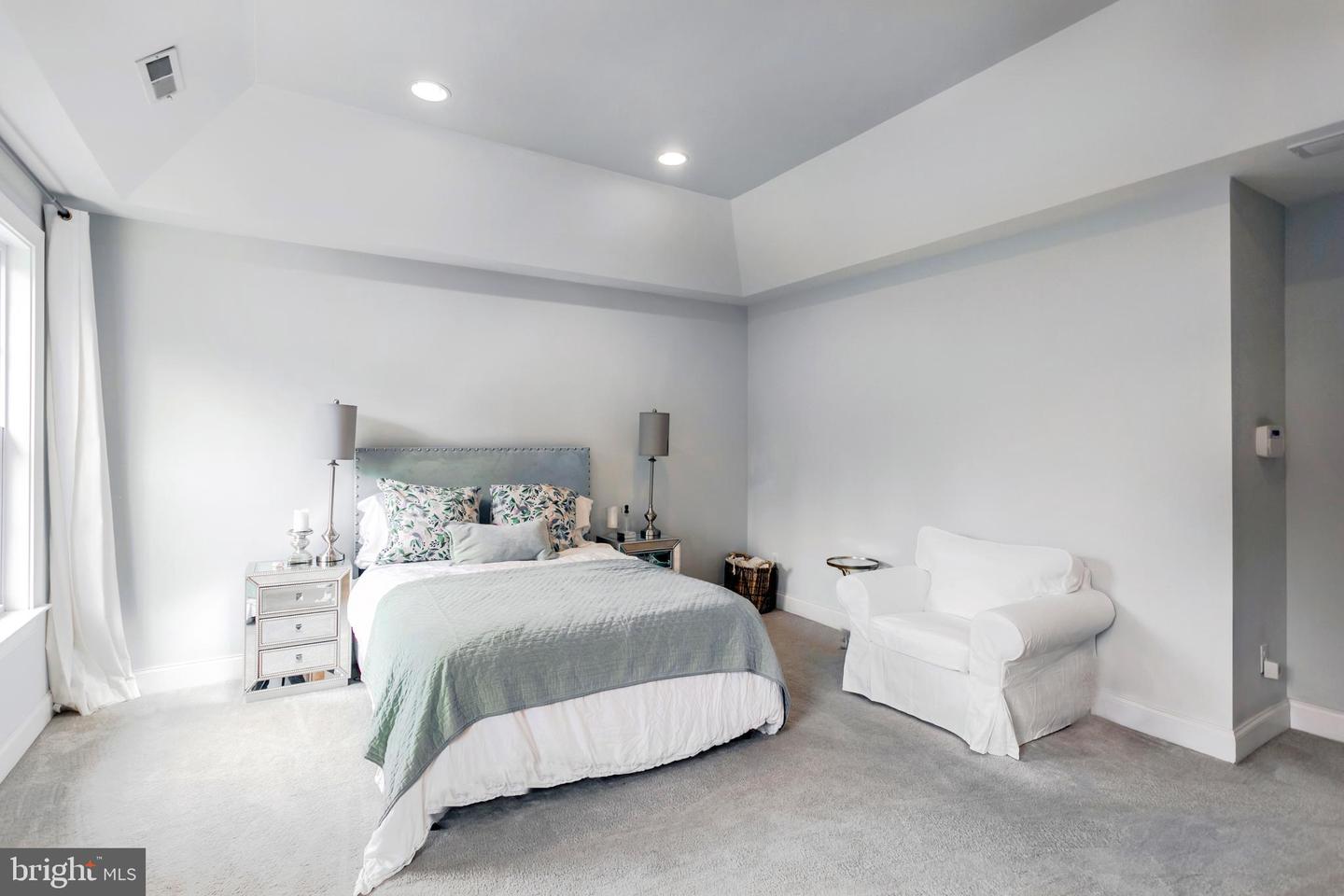 1215 Bon Air Rd