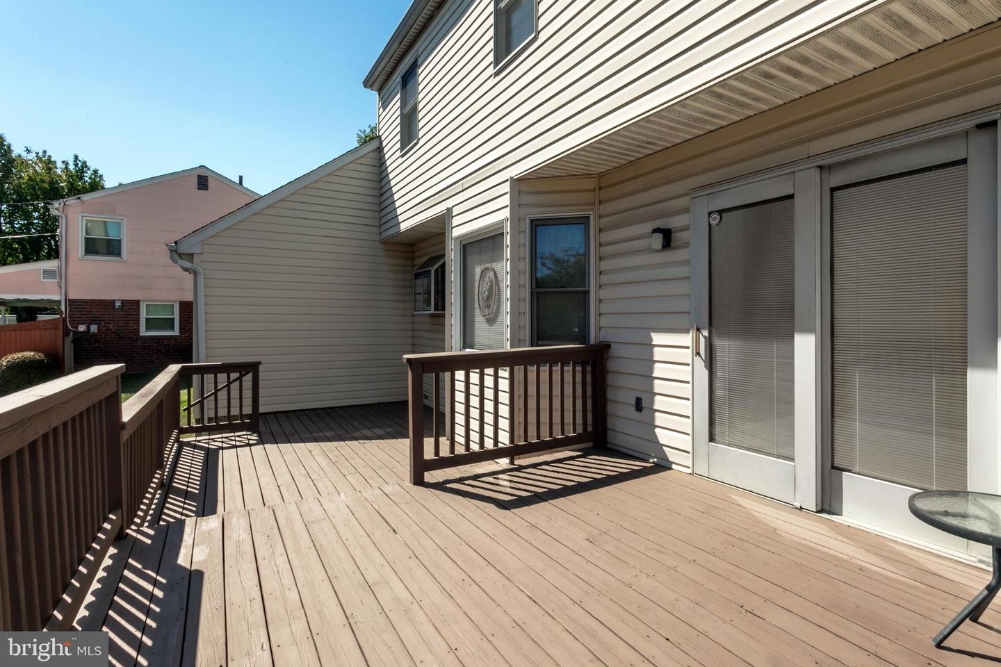 2345 Poplar Rd