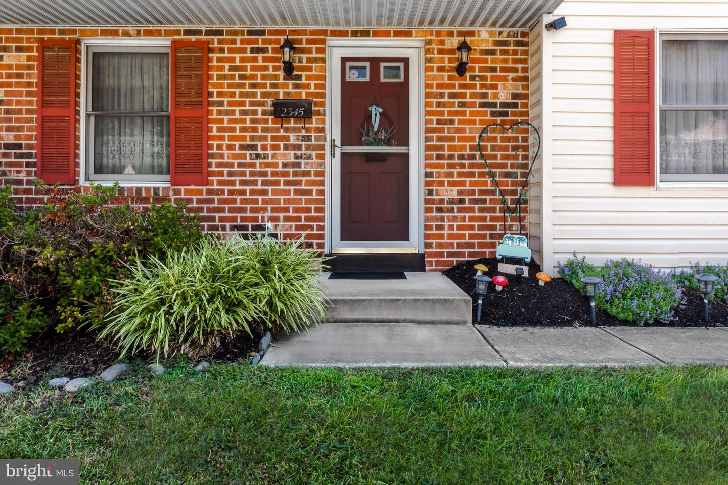 2345 Poplar Rd