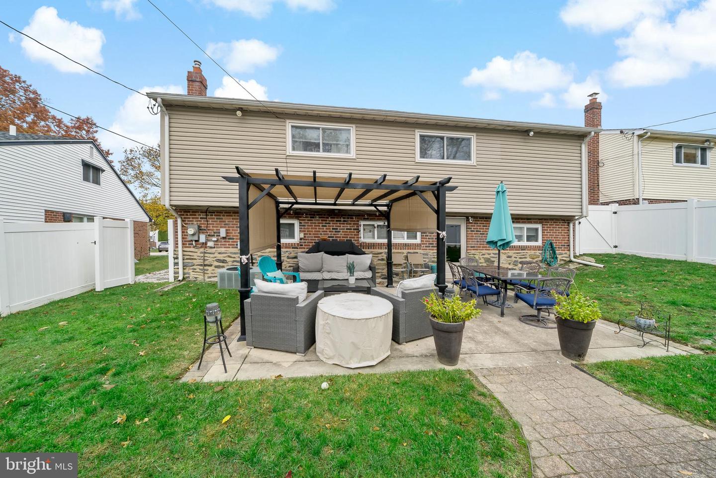 321 Glen Gary Dr