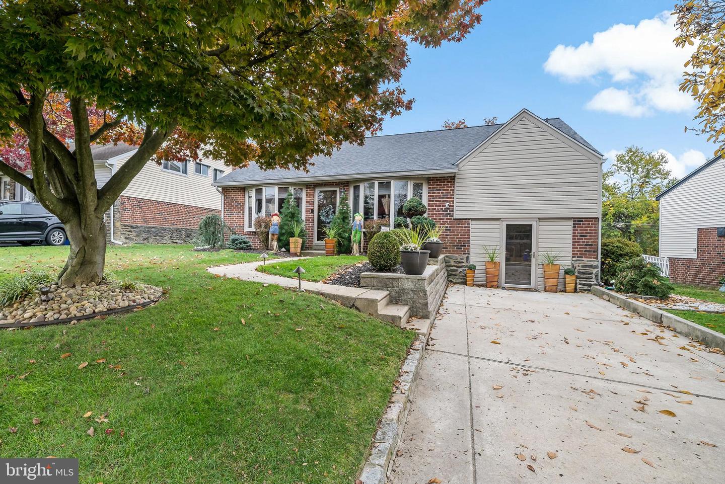 321 Glen Gary Dr