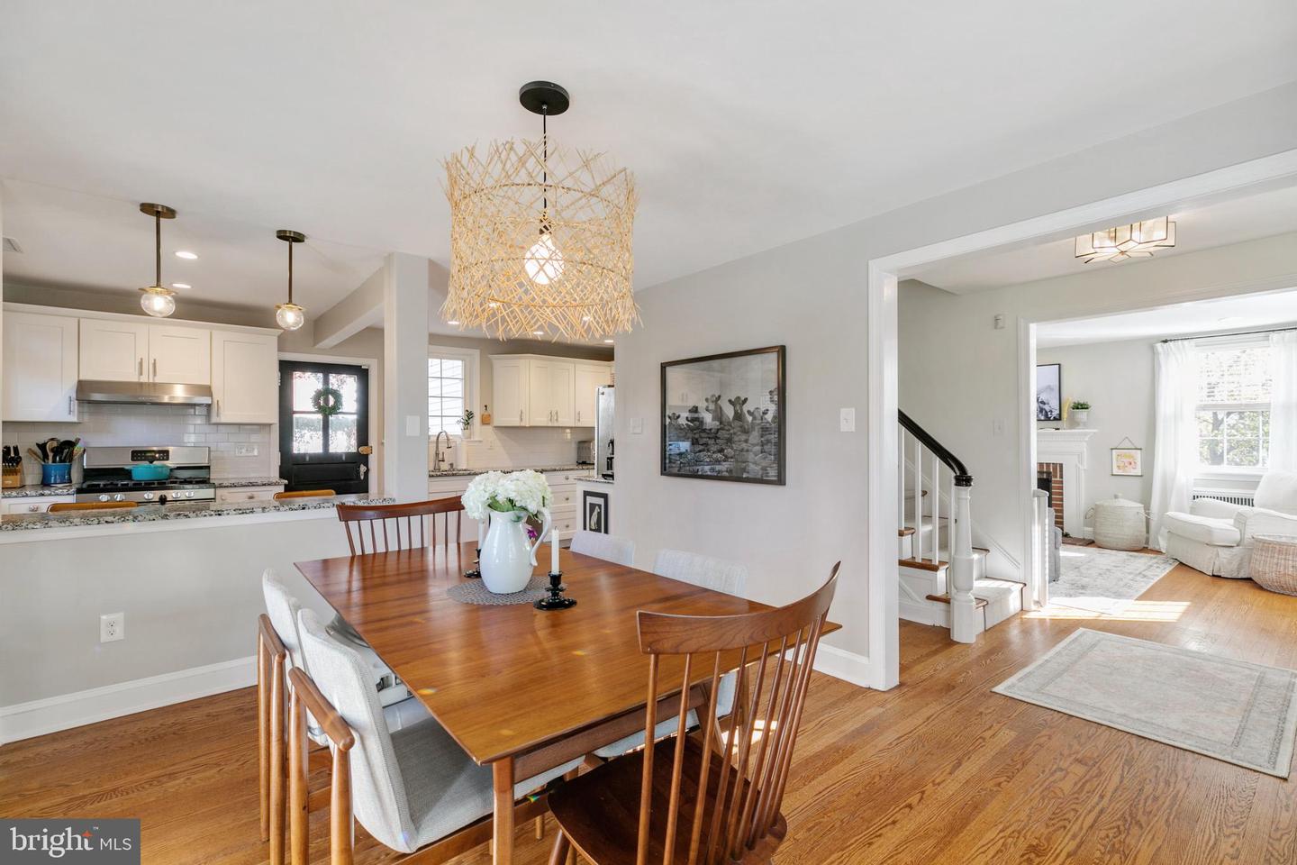 201 Walnut Pl